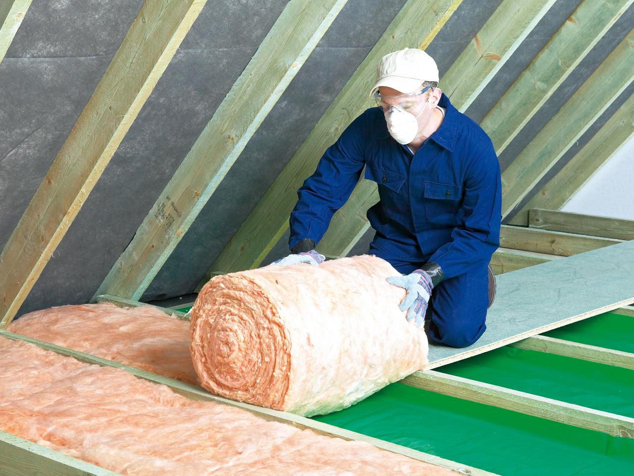 RX-DK-DIY360013_roll-out-insul_s4x3.jpg.rend.hgtvcom.1280.960.jpeg